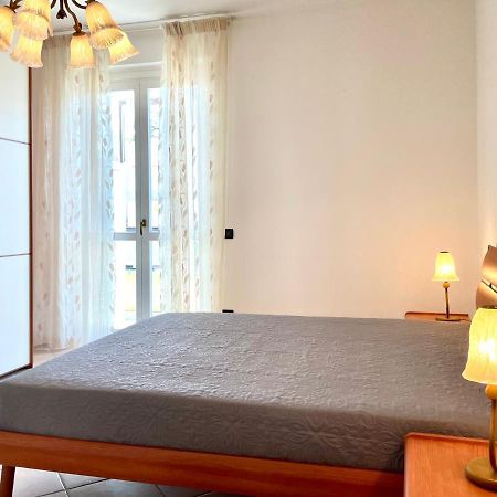 Sunset Boutique Apartment Marina di Massa Exteriör bild
